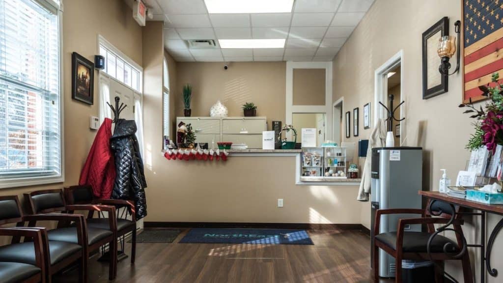 Waiting room at an acupuncture clinic | NorthEast Spine & Sports Medicine